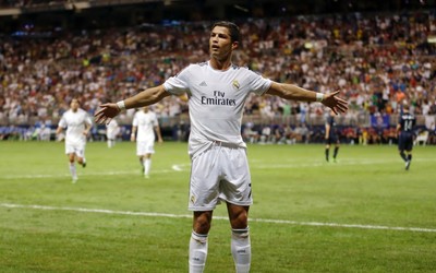 乐竞独家-佩德里这庆祝引全场欢呼