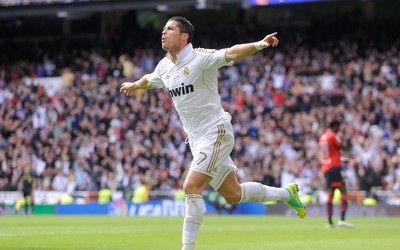 乐竞播报-德佩更衣室发表激情演讲